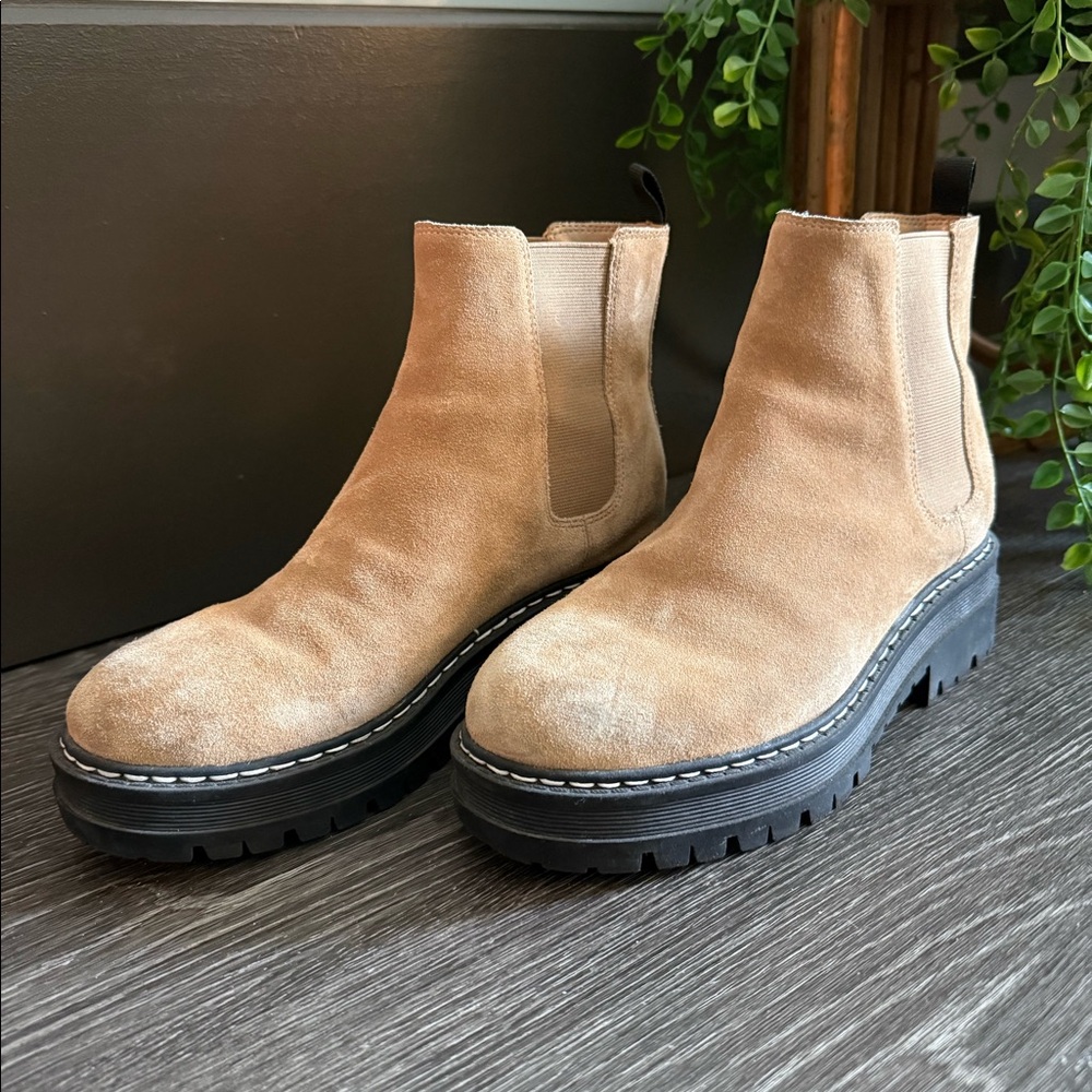 Marc Fisher Boots- Women’s